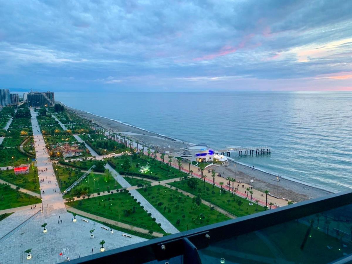 Sunshine Apartments Orbi Beach Tower Batumi Exterior photo